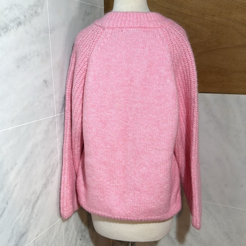 ZARA Bubblegum Pink Cardigan Sweater Fuzzy Soft Feminine Coquette Size medium - Picture 4 of 10